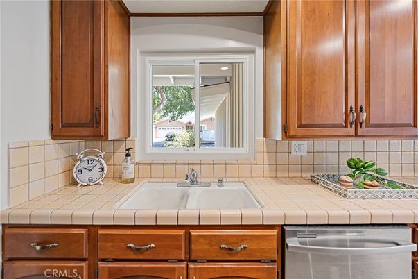 Interior, Kitchen, Tile Countertops