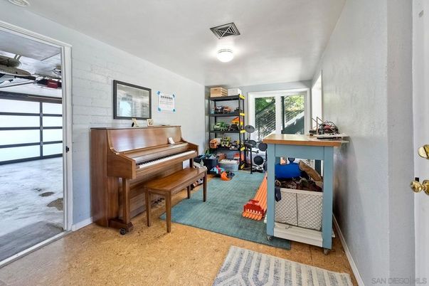 Interior, Piano, Stone Walls