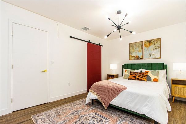 Bedroom, Interior, Pendant Lights, Wood Texture Flooring