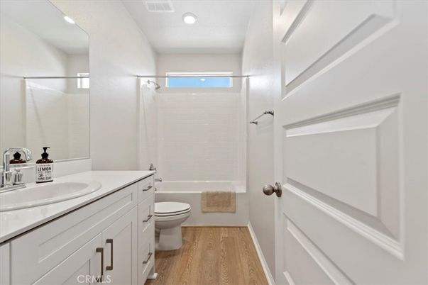 Bathroom, Interior, Recessed Lighting, Wood Texture Flooring