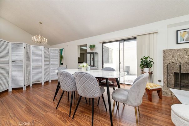 Chandelier, Dining room, Fireplace, Interior, Wood Texture Flooring