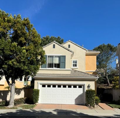 Attached, Exterior, Facade, Mediterranean