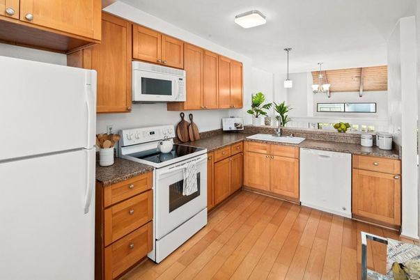 Interior, Kitchen, Pendant Lights, Wood Texture Flooring