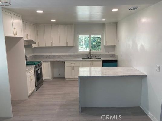 Interior, Kitchen, Recessed Lighting, Wood Texture Flooring