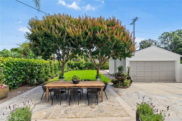Backyard, Detached Garage, Exterior