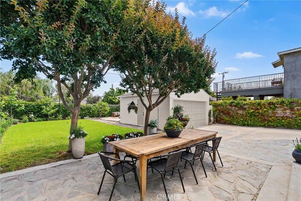 Backyard, Detached Garage, Exterior