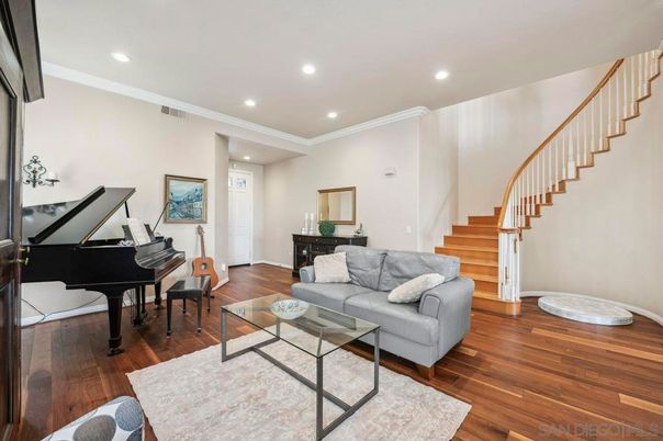 Interior, Living room, Piano, Recessed Lighting, Wood Texture Flooring