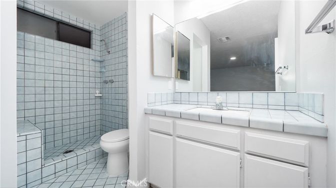 Bathroom, Interior, Recessed Lighting, Tile Countertops