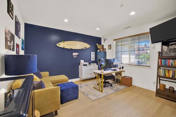 Home Office, Interior, Recessed Lighting, Wood Texture Flooring