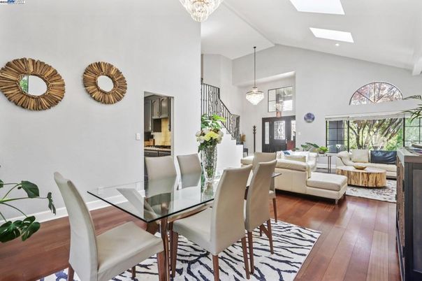 Dining room, Interior, Living room, Pendant Lights, Recessed Lighting, Wood Texture Flooring