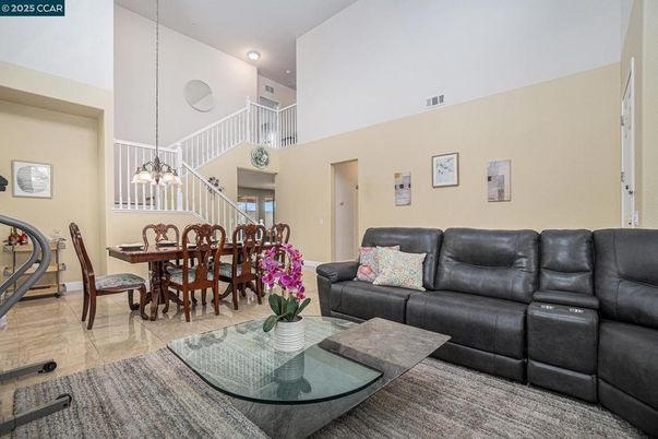 Dining room, Interior, Living room, Pendant Lights