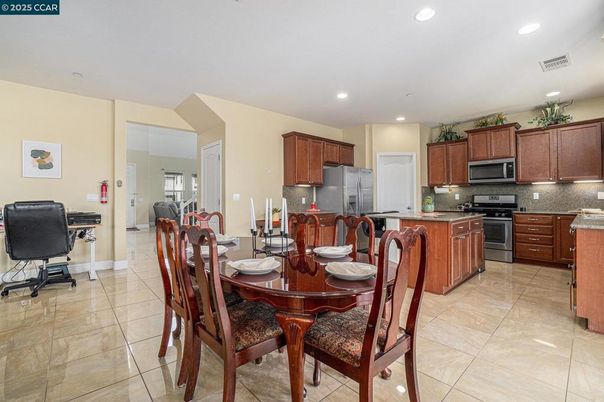Dining room, Interior, Kitchen, Recessed Lighting
