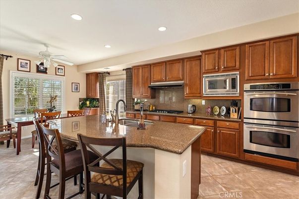 Dining room, Interior, Kitchen, Recessed Lighting, Stainless Steel Appliances