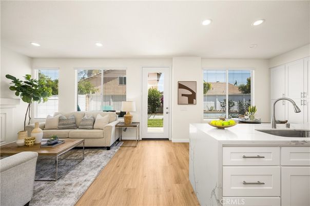 Interior, Kitchen, Living room, Recessed Lighting, Wood Texture Flooring