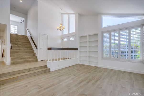 Chandelier, Interior, Wood Texture Flooring