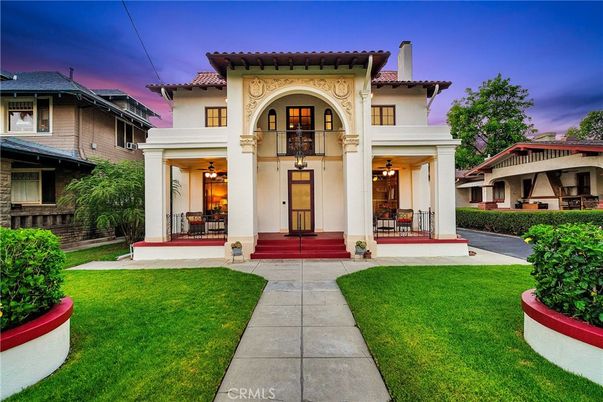 Backyard, Exterior, Facade, Mediterranean