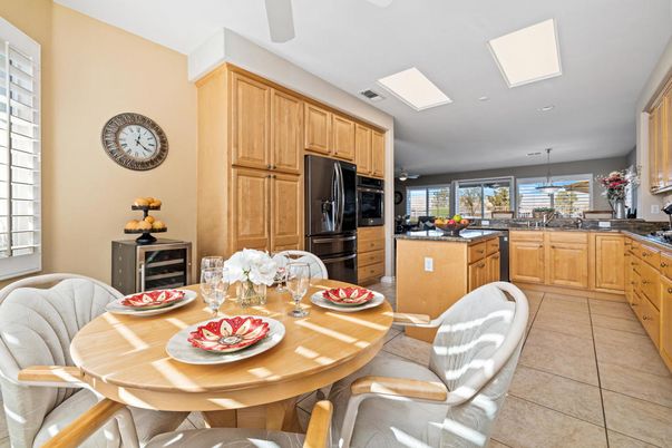 Dining room, Interior, Kitchen, Recessed Lighting