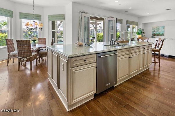 Chandelier, Dining room, Interior, Kitchen, Recessed Lighting, Wood Texture Flooring