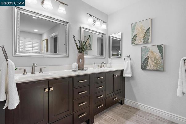 Bathroom, Dual Sink Vanities, Interior, Wood Texture Flooring