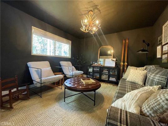 Chandelier, Interior, Living room