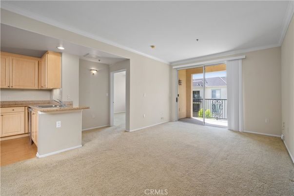 Empty room, Interior, Kitchen, Recessed Lighting