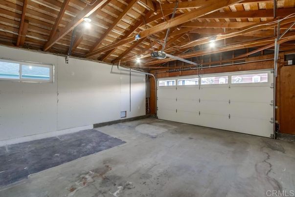 Garage, Interior, Wooden Beams, Wooden Ceilings