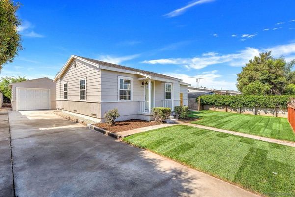 Backyard, Detached Garage, Exterior