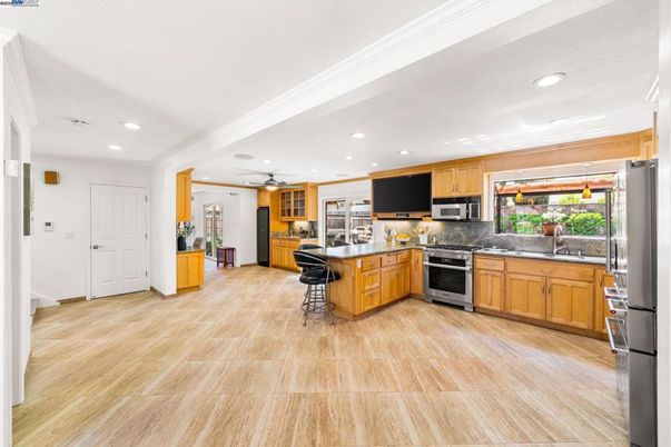 Interior, Kitchen, Recessed Lighting, Wood Texture Flooring