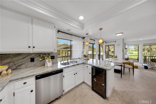 Dining room, Interior, Kitchen, Recessed Lighting, Stainless Steel Appliances