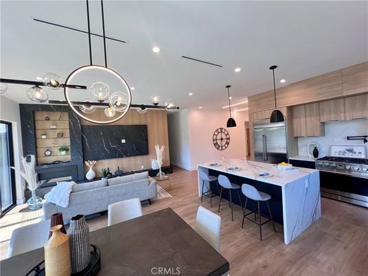 Interior, Kitchen, Living room, Pendant Lights, Recessed Lighting, Stainless Steel Appliances, Wood Texture Flooring
