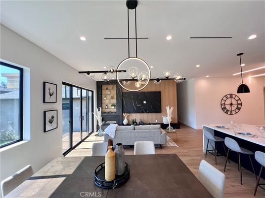 Dining room, Interior, Living room, Pendant Lights, Recessed Lighting, Wood Texture Flooring