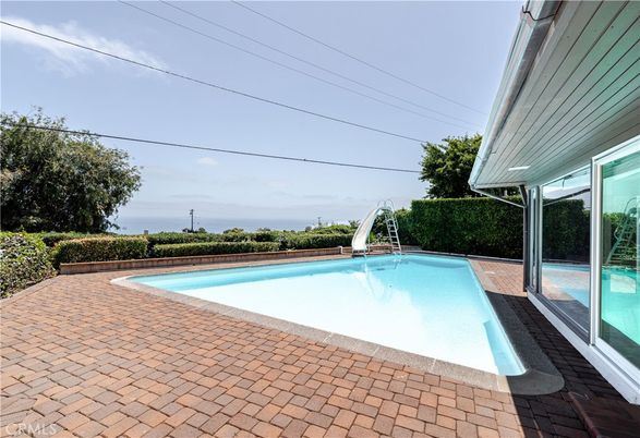 Exterior, Pool, Water