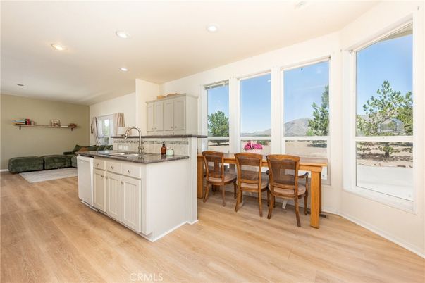 Dining room, Interior, Kitchen, Recessed Lighting, Wood Texture Flooring