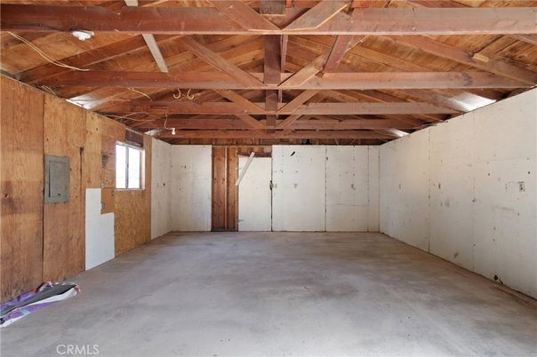 Empty room, Interior, Wooden Beams, Wooden Ceilings, Wooden Walls