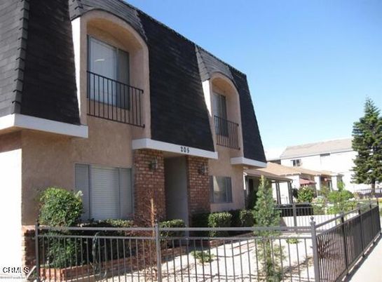 Exterior, Facade, Brick Facade, Modern