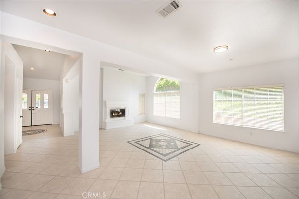 Empty room, Fireplace, Interior, Recessed Lighting