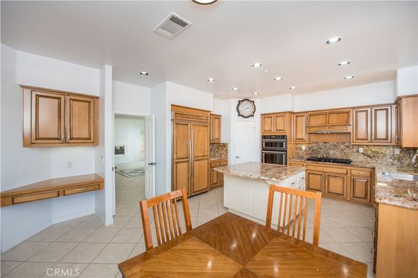 Dining room, Interior, Kitchen, Recessed Lighting