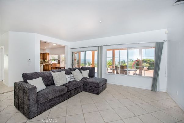 Interior, Kitchen, Living room, Recessed Lighting, Water
