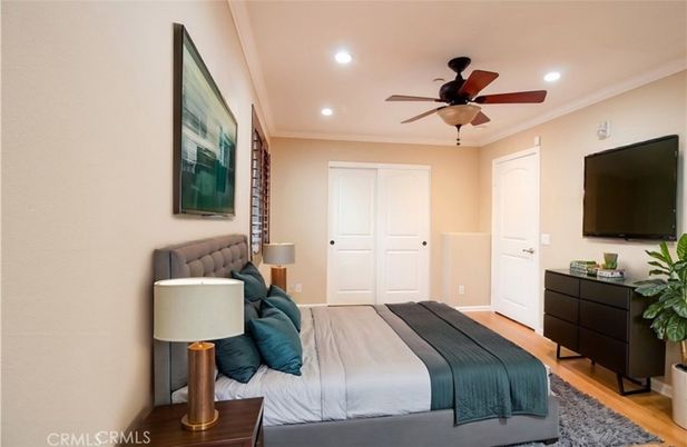Bedroom, Interior, Recessed Lighting, Wood Texture Flooring