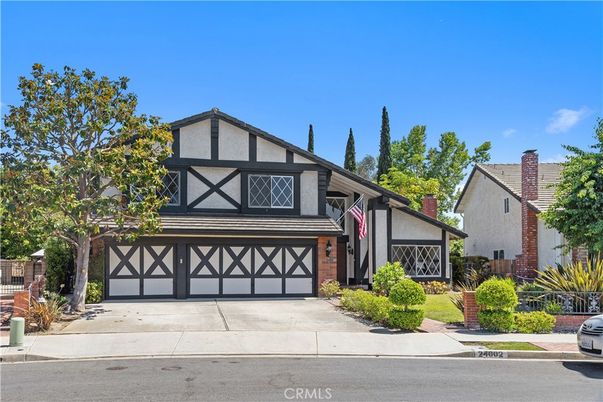 Attached, Exterior, Facade, Tudor Revival
