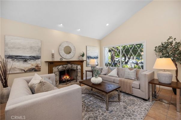 Fireplace, Interior, Living room, Recessed Lighting