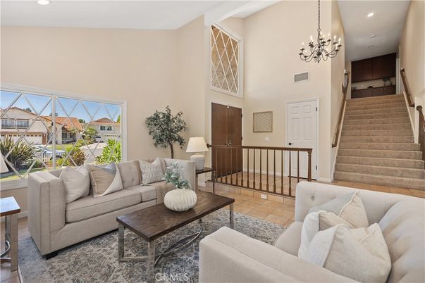 Chandelier, Interior, Living room, Recessed Lighting