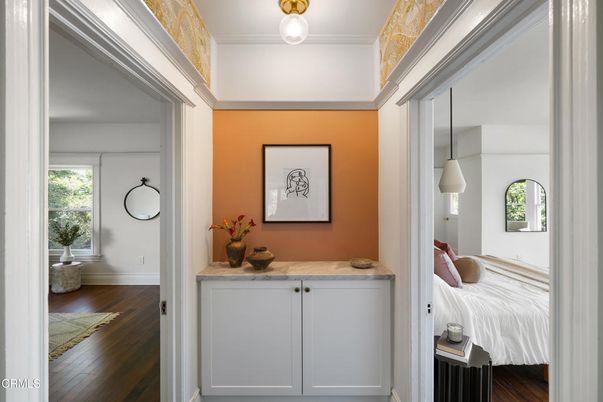Bedroom, Interior, Pendant Lights, Wood Texture Flooring