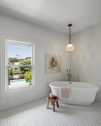 Bathroom, Free Standing Baths, Interior, Pendant Lights