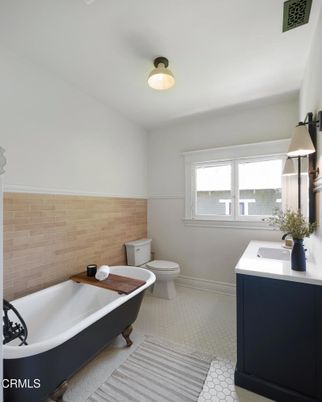 Bathroom, Free Standing Baths, Interior