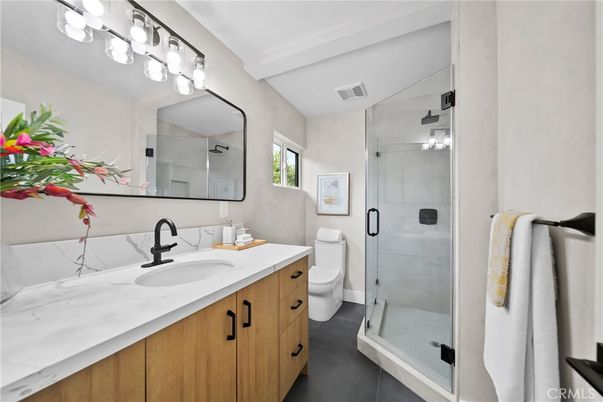 Bathroom, Dual Sink Vanities, Glass Shower, Interior
