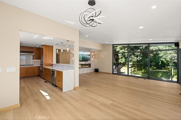 Fireplace, Interior, Kitchen, Pendant Lights, Recessed Lighting, Wood Texture Flooring