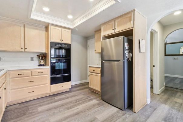 Interior, Kitchen, Recessed Lighting, Wood Texture Flooring