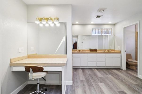 Bathroom, Interior, Recessed Lighting, Wood Texture Flooring