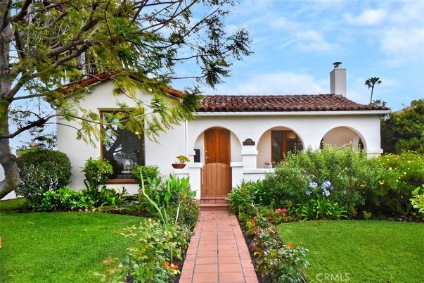 Backyard, Exterior, Facade, Spanish Mediterranean